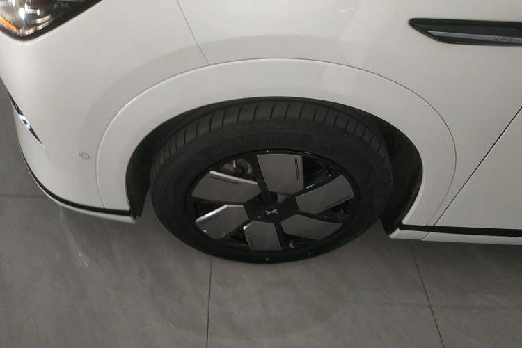 Used XPeng X9 2024 640 All-Wheel Drive High-Performance Max
