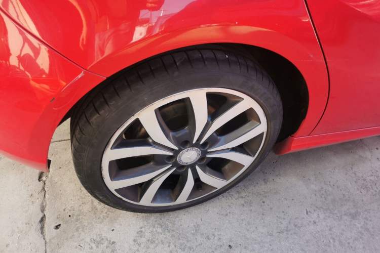 Used Mercedes-Benz A-Class 2015 A 200 Fashion Model
