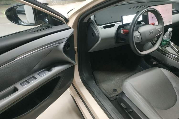 Used XPeng MONA M03 2024 620 with Ultra-Long Range