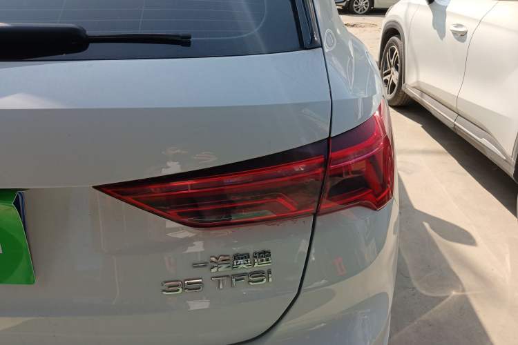 Used Audi Q3 2021 35 TFSI Fashion Dynamic Model
