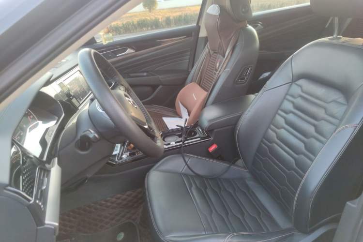 Used Volkswagen Passat 2019 330TSI Elite Edition China VI
