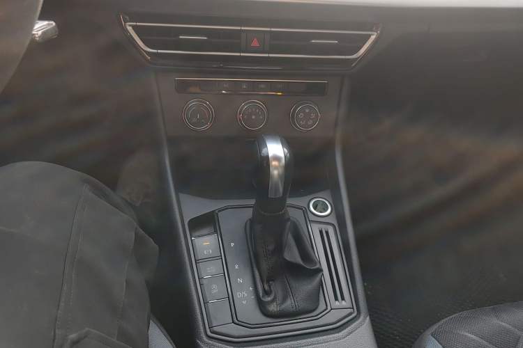 Used Volkswagen Lavida 2023 Revised 1.5L Automatic DeYi Edition