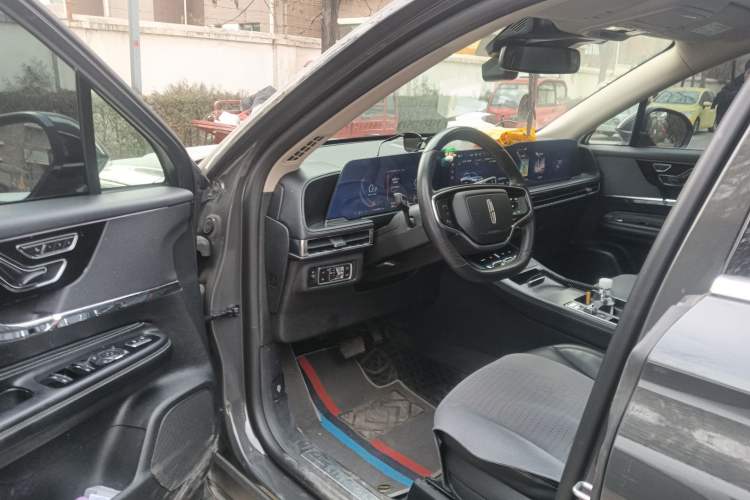 Used Lincoln Corsair 2023 2.0T Two-Wheel Drive Luxury Edition
