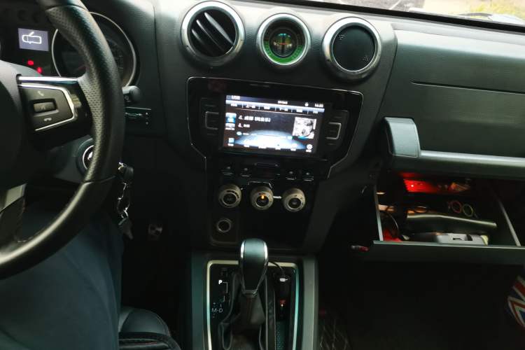 Used Beijing Auto BJ40 2016 40L 2.3T Automatic All-Wheel Drive Premium Edition
