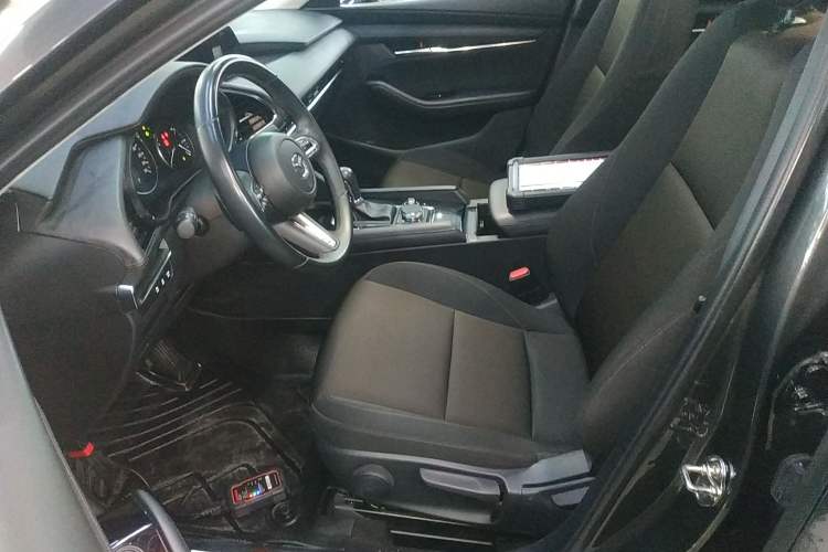 Used Mazda Mazda 3 Axela 2023 2.0L Automatic ZhiXuan Edition