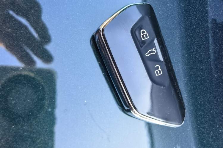 Used Volkswagen ID.4 CROZZ 2021 Long-Range PRO Two-Wheel Drive Version
