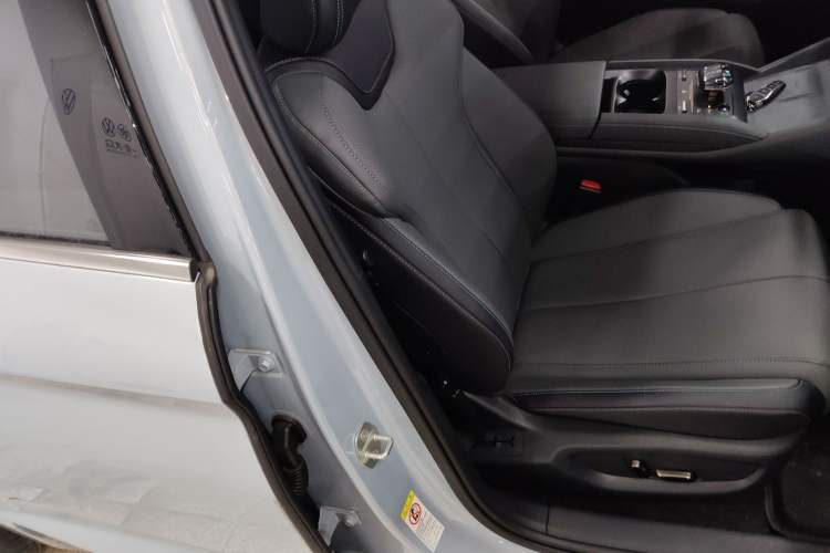 Used BYD Qin L 2025 DM-i Smart Drive 120KM Superior Model