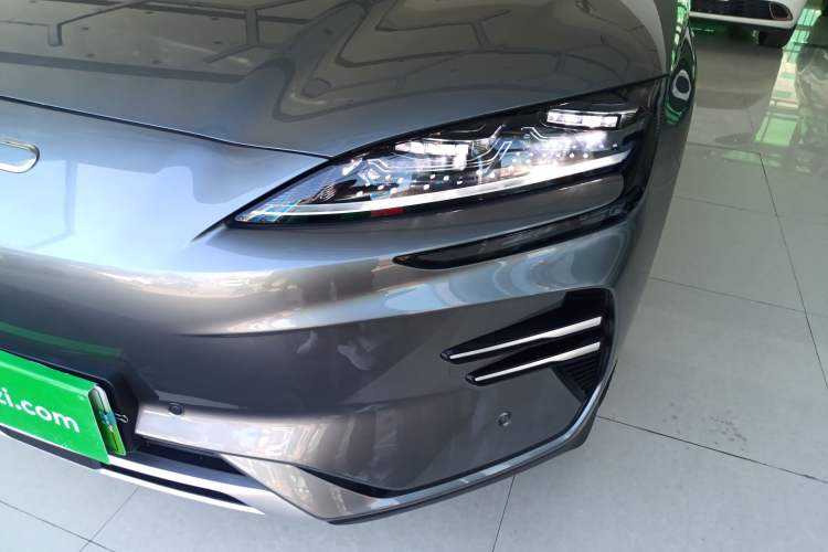 Used BYD Song PLUS New Energy 2025 EV Intelligent Driving Version 520km Premium Model
