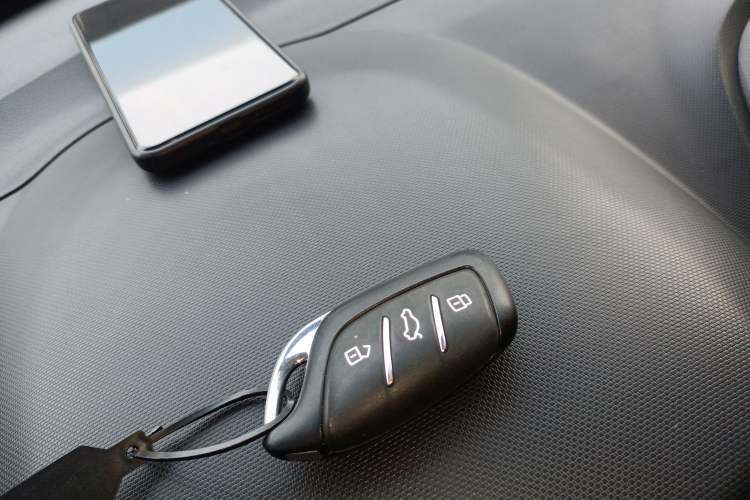 Used Roewe Clever 2021 302km Excellence Edition
