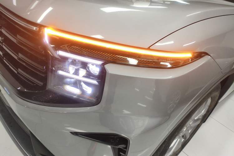 Used Ford Edge 2023 Ford Explorer L 2.0T EcoBoost Two-Wheel Drive 5-Seater Fashion Edition