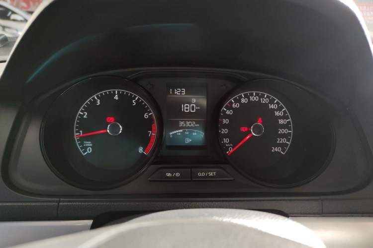 Used Volkswagen Lavida 2019 Lavida Start 1.5L Manual Fashion Edition China VI Standard