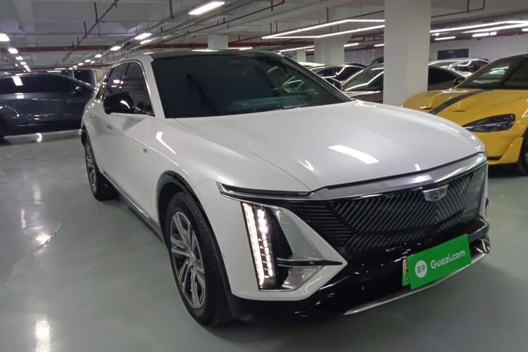 Used Cadillac LYRIQ 2022 Rear-Drive Long-Range Prestige Edition

