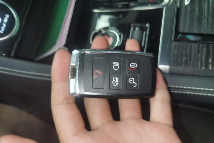 Used Jaguar XFL 2021 XFL 2.0T P250 All-Wheel-Drive Shimmering Black Sport Edition
