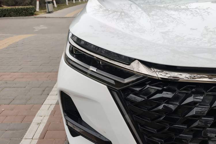 Used Chery Tiggo 8 PRO 2024 Champion Edition 290T Two-Wheel Drive Peak Version 5 Seats
