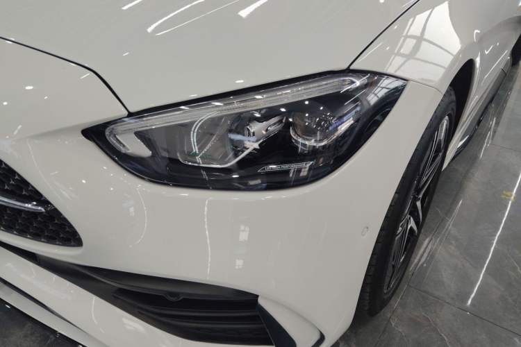 Used Mercedes-Benz C-Class 2023 Restyled C 260 L Night Edition Sports Version
