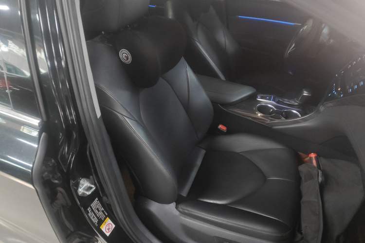 Used Toyota Camry 2018 2.5G Luxury Edition
