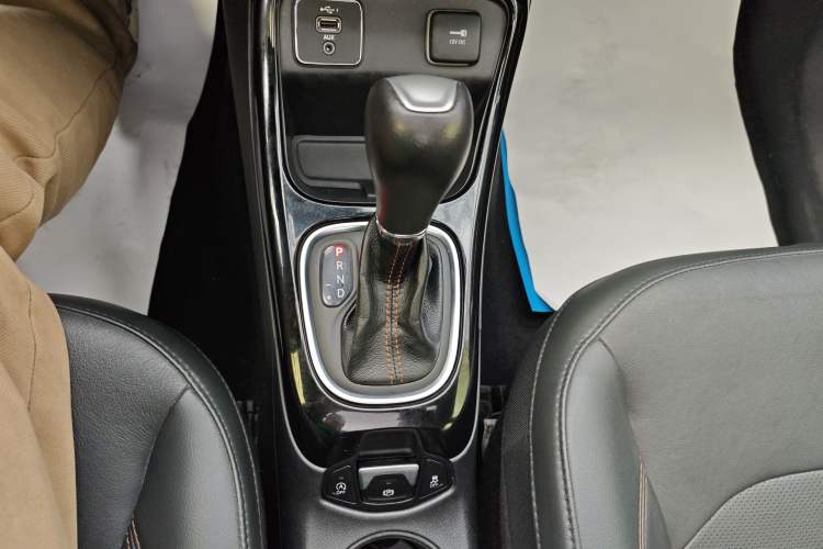 Used  Compass 2019 220T Automatic Family Edition
