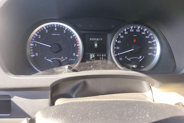 Used Toyota Highlander 2018 2.0T Two-Wheel Drive Elite Edition 7 Seats Emission Standard China V