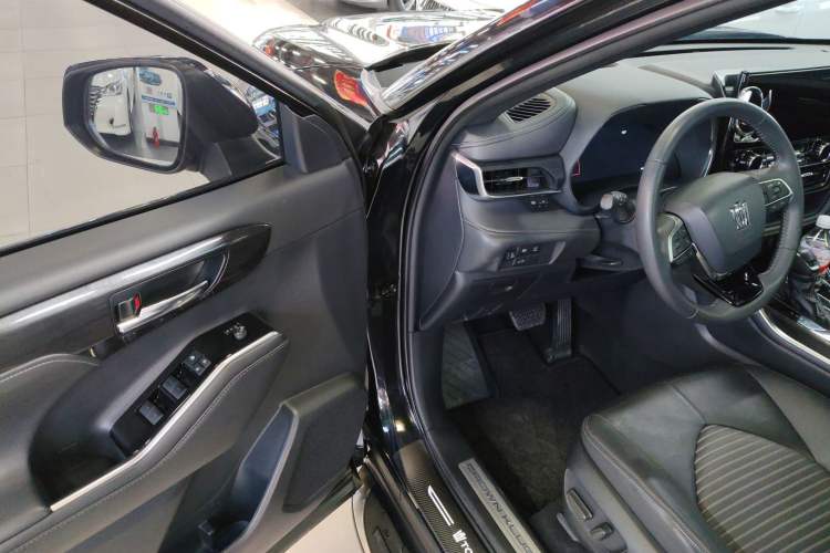 Used Toyota Crown Kluger 2022 2.5L HEV Four-Wheel Drive Premium Edition
