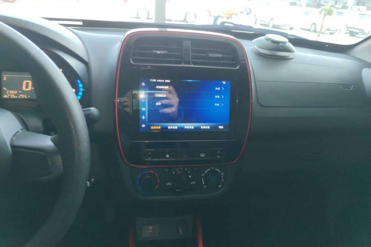 Used Dongfeng NAMMI BOX 2022 Chasing Wind Edition 331 km Standard Model
