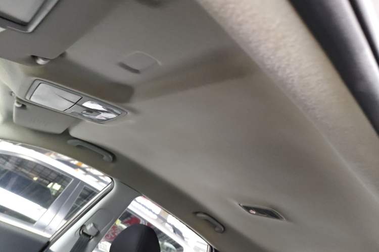 Used Hyundai ix35 2015 2.0L Manual Two-Wheel Drive Comfort Version China IV Standard
