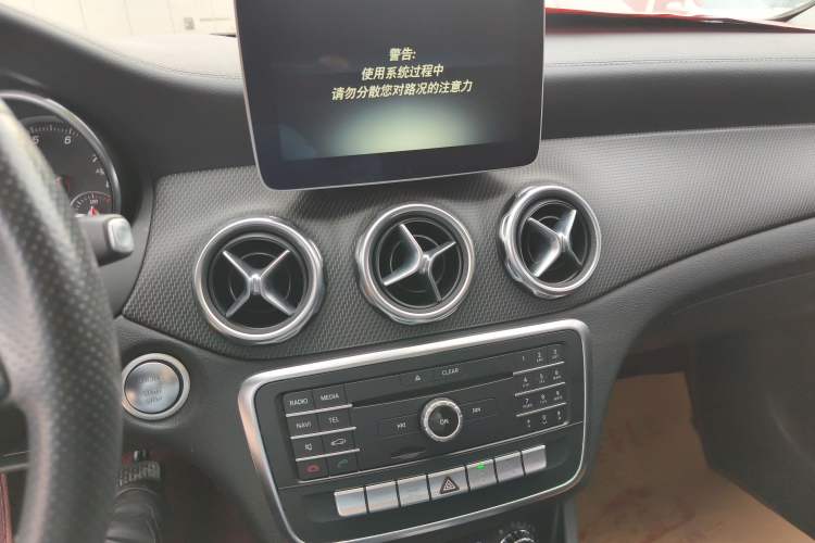 Used Mercedes-Benz GLA 2017 GLA 200 Fashion Model
