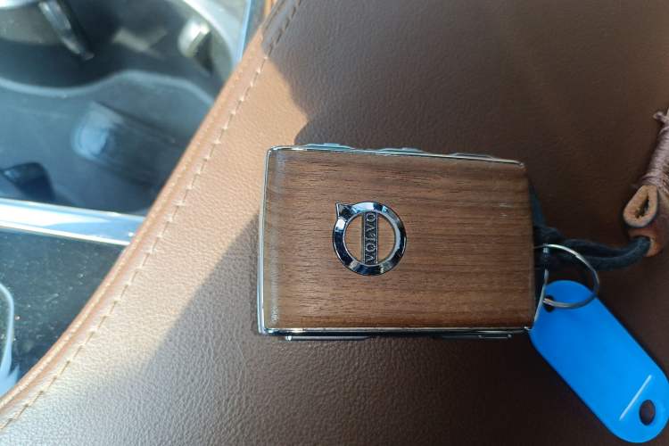 Used Volvo S90 2023 B5 Zhiyi Luxury Edition
