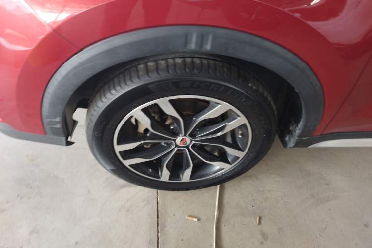 Used Roewe RX5 2016 20T Two-Wheel Drive Automatic Internet Smart Edition
