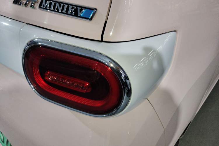 Used Wuling Hongguang MINIEV 2024 3rd Generation 215km Advanced Version