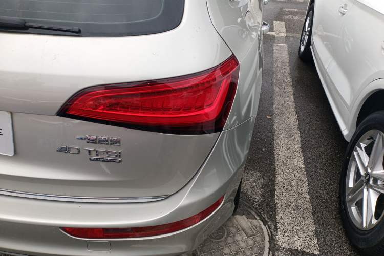 Used Audi Q5 2017 Plus 40 TFSI Ambition Model
