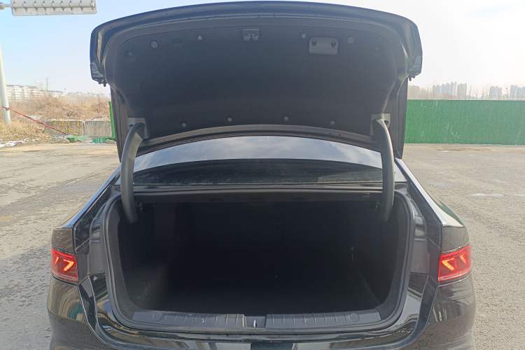 Used BYD Qin PLUS 2024 HONOR Edition DM-i 55KM Leading Model
