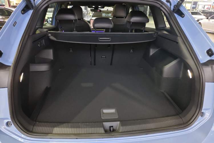 Used Volkswagen Tiguan L 2024 PRO 380TSI Four-Wheel Drive R-Line Prestige Edition
