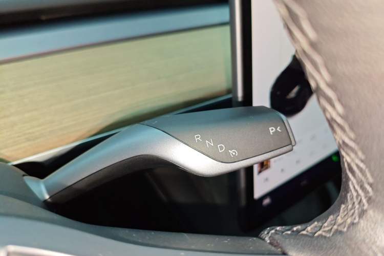 Used Tesla Model Y 2021 Standard Range Rear-Wheel Drive Version