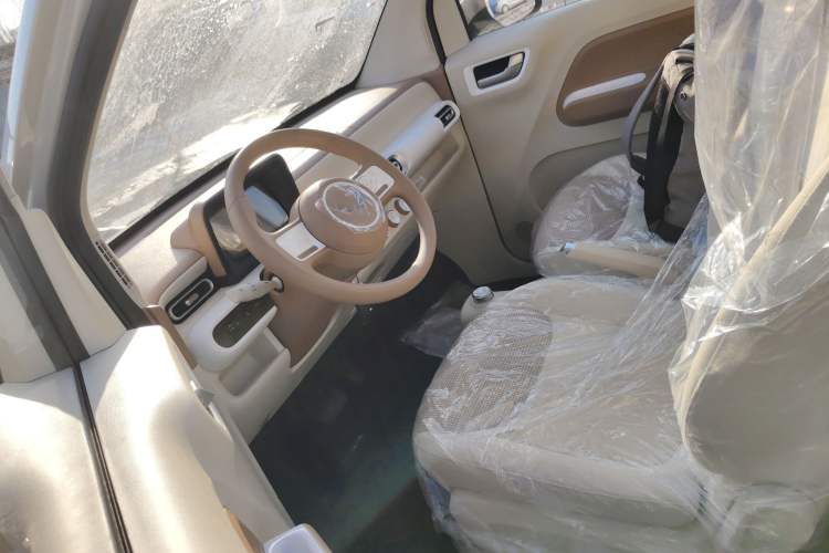Used Wuling Hongguang MINIEV 2024 3rd Generation 215km Youth Edition
