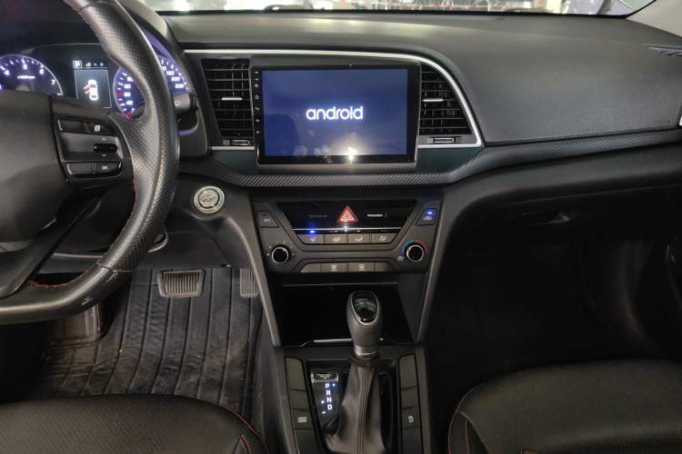 Used Hyundai Elantra 2018 1.4T Dual-Clutch Xuan Dong · Dynamic Edition
