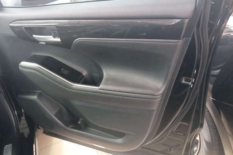 Used Toyota Crown Land Cruiser 2021 2.5L HEV Four-Wheel Drive Luxury Edition
