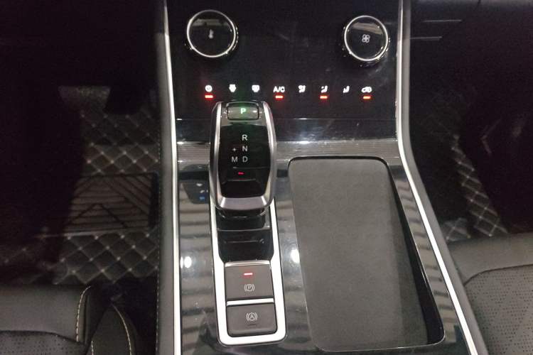 Used Chery Tiggo 8 2020 Revised Version 290TGDI Automatic Fashion Edition
