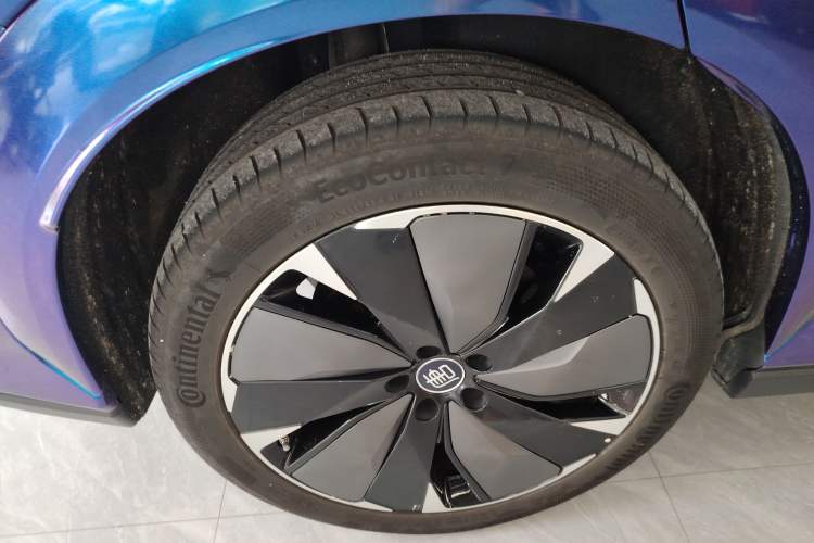 Used BYD Tang L 2025 EV 600KM All-Wheel-Drive LiDAR Flagship Model
