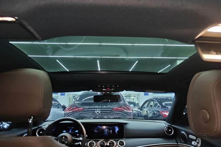 Used Mercedes-Benz E-Class New Energy 2023 E 350 e L Plug-in Hybrid Sports Sedan