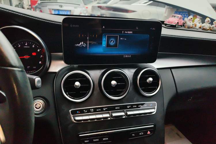 Used Mercedes-Benz C-Class 2019 C 180 L Fashion Edition Sport Version
