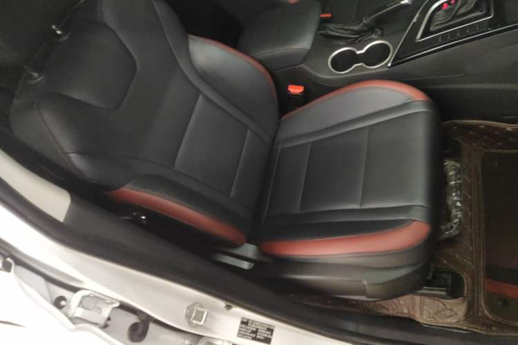 Used FORTHING T5 2021 1.5T Automatic Comfort Model