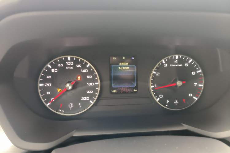 Used MG 5 2023 180 DVVT Manual Fashion Edition
