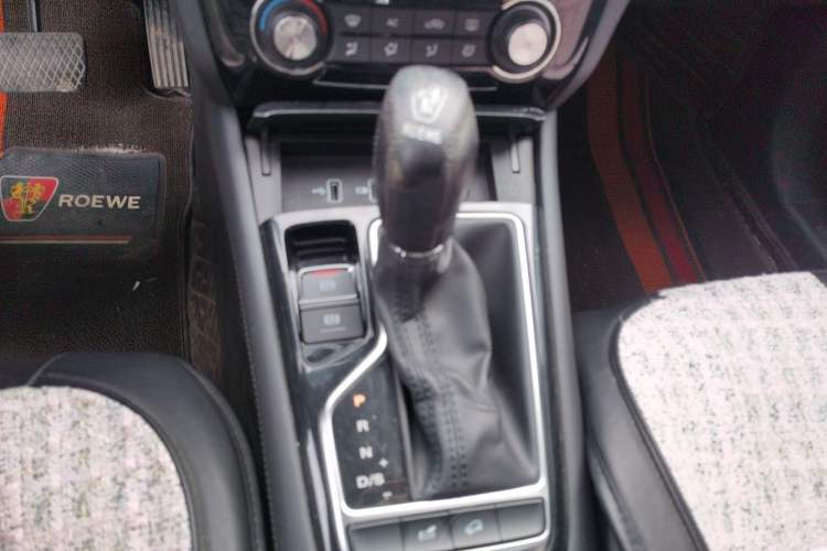 Used Roewe RX3 2020 1.6L CVT 4G Connected Ultra-Fun Elite Edition
