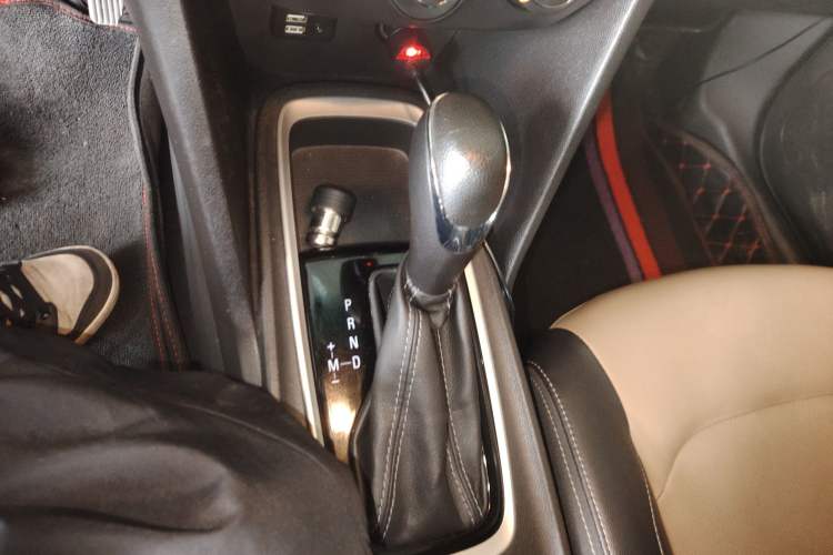 Used Chevrolet Monza 2020 320 Automatic Enjoyment Edition
