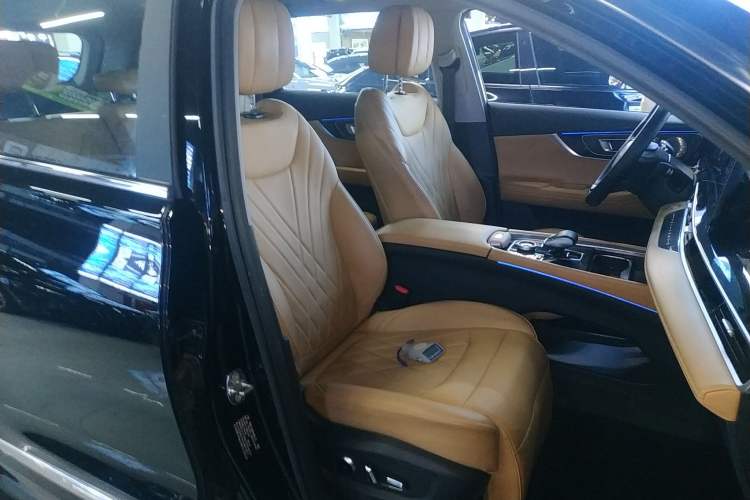 Used Chery Tiggo 8 PRO 2024 Champion Edition 390T Two-Wheel Drive Peak Version 7 Seats
