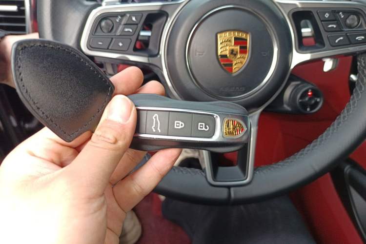 Used Porsche Cayenne E-Hybrid 2021 Cayenne E-Hybrid 2.0T