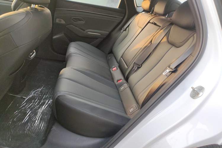 Used BYD Qin L 2025 DM-i Smart Drive 120KM Superior Model