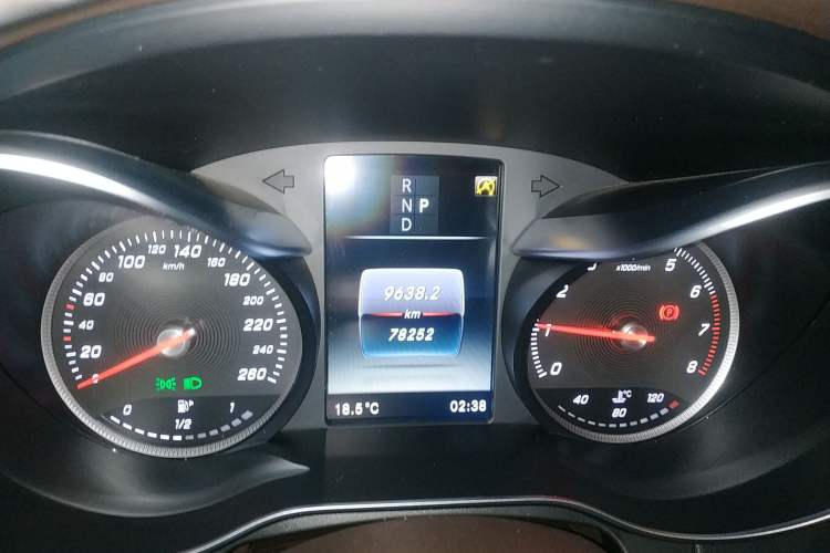 Used Mercedes-Benz GLC 2018 Facelift GLC 200 4MATIC
