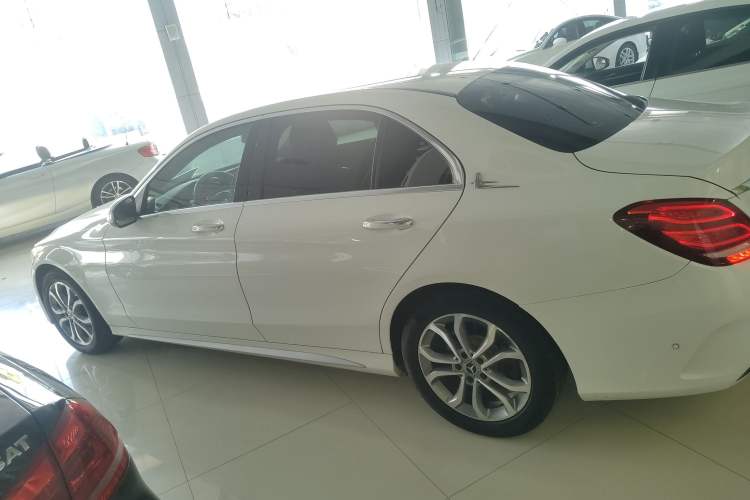 Used Mercedes-Benz C-Class 2018 C 180 L Fashion Edition Sport Version
