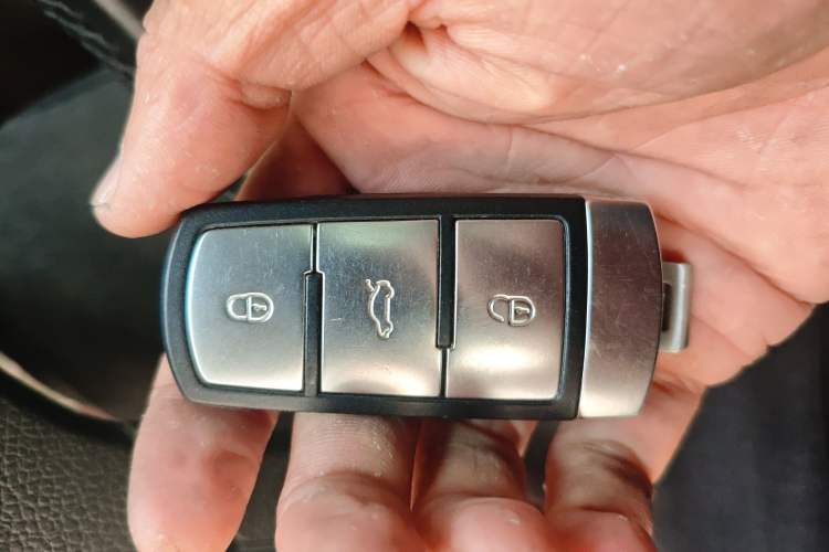 Used Volkswagen Magotan 2015 2.0 TSI Prestige Model
